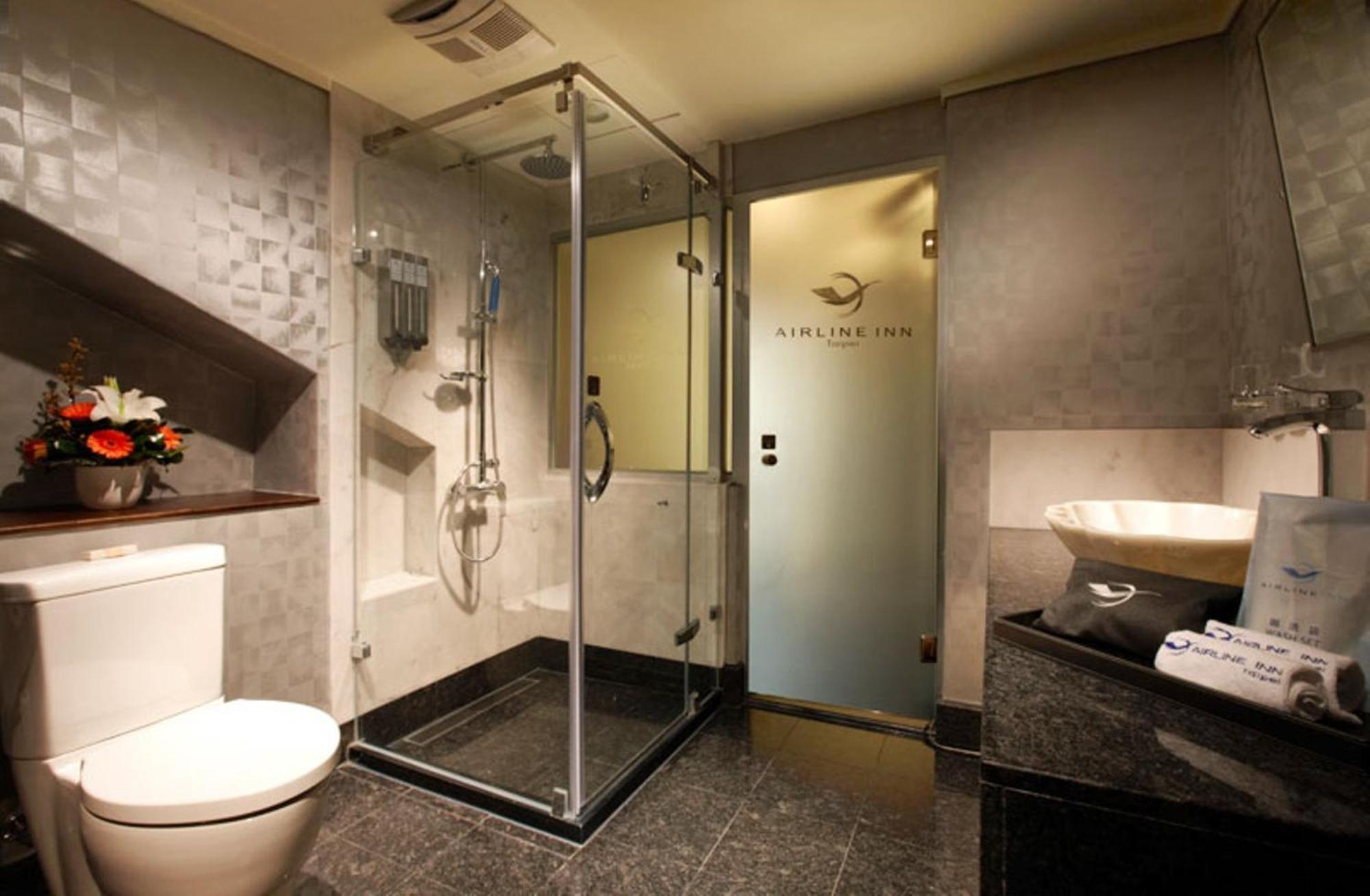 Ximen Airline Hotel Taipei Exterior photo