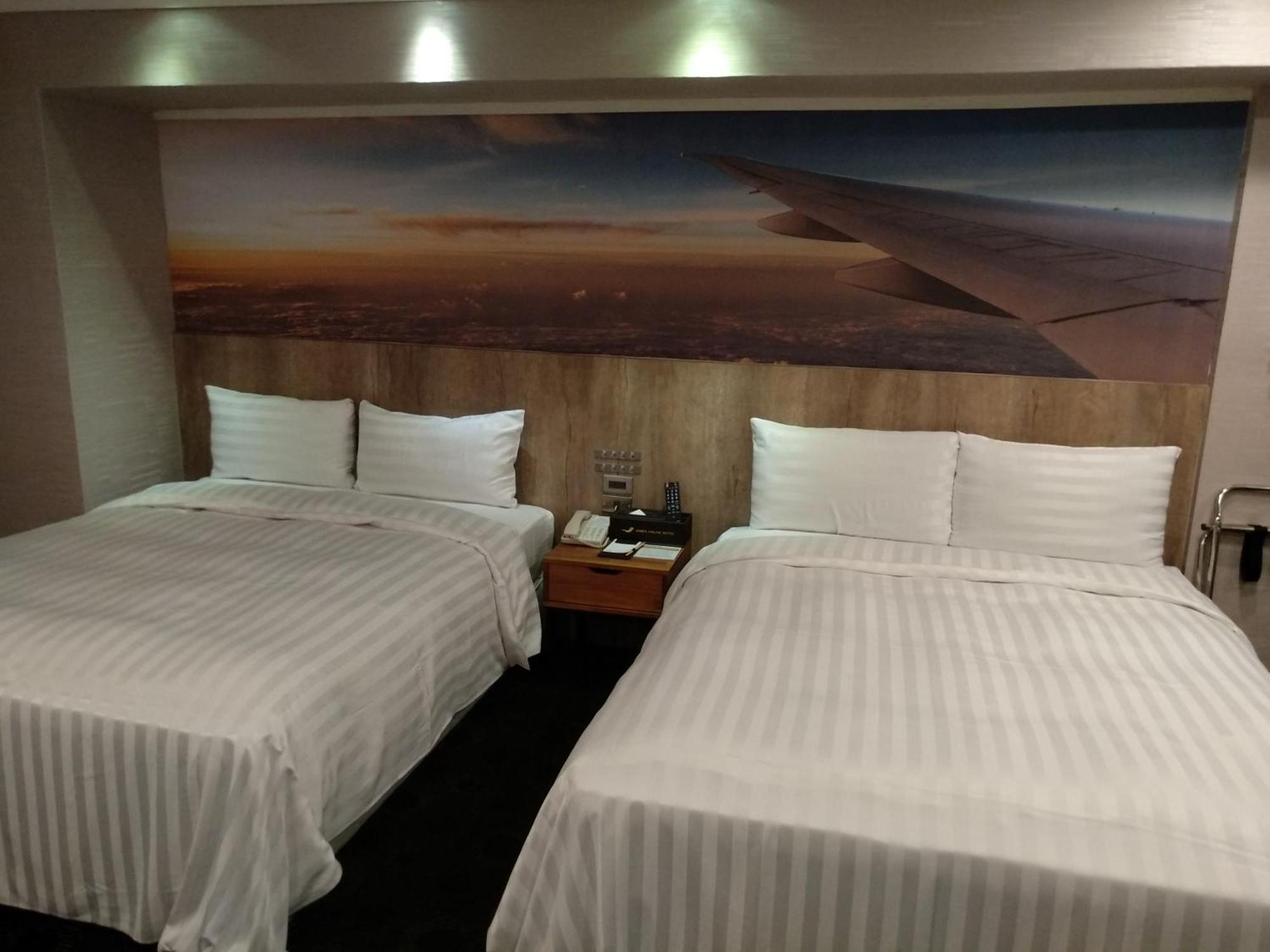Ximen Airline Hotel Taipei Exterior photo