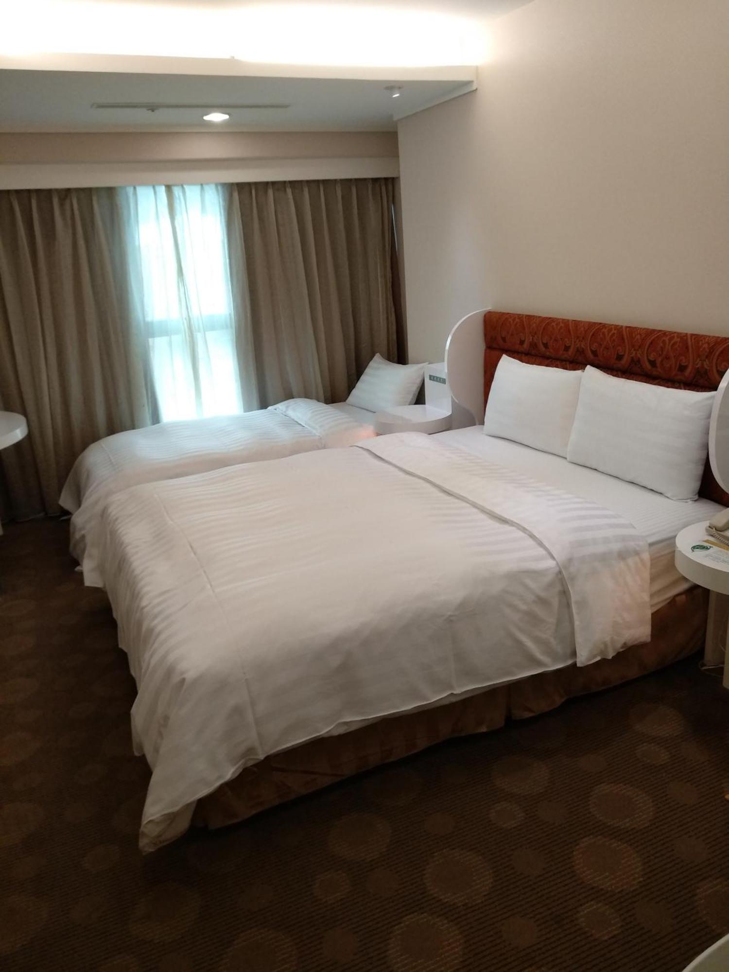 Ximen Airline Hotel Taipei Exterior photo