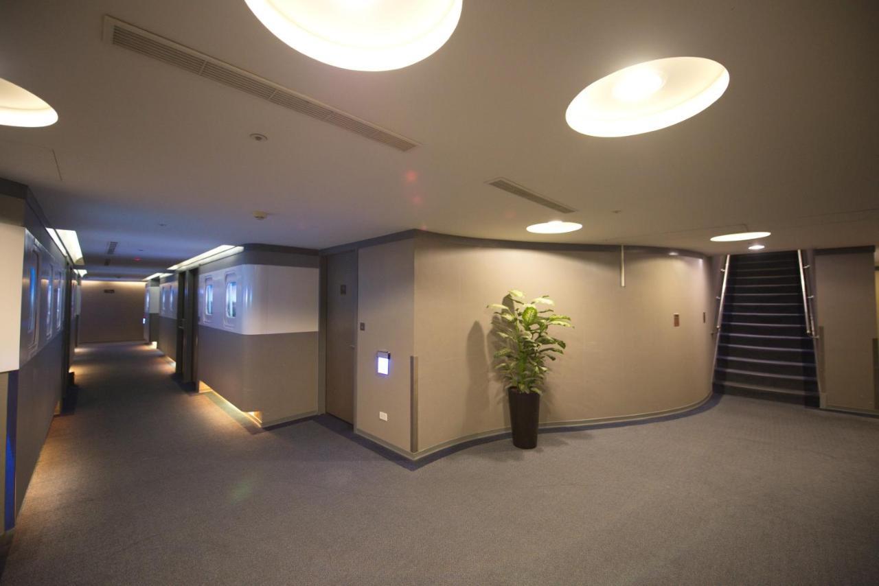Ximen Airline Hotel Taipei Exterior photo